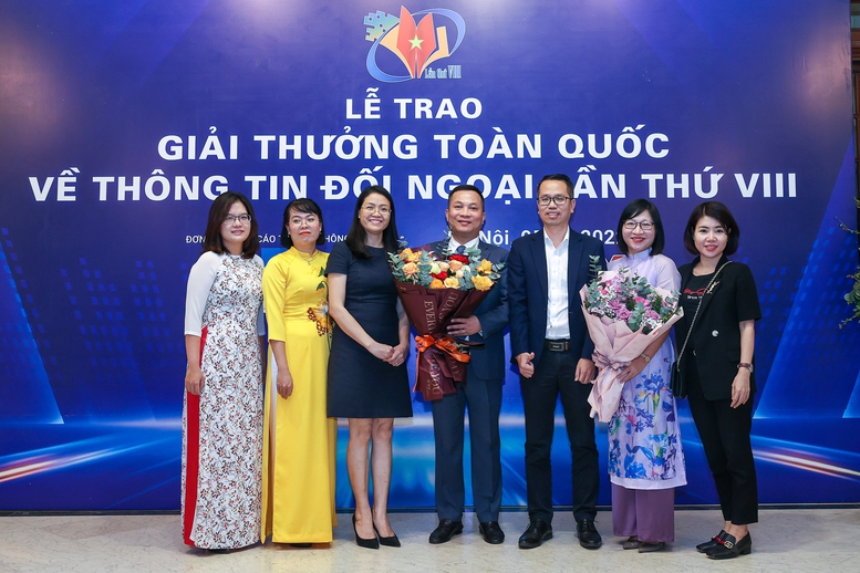 Báo Điện tử Chính phủ đoạt giải nhất Giải thưởng toàn quốc về thông tin đối ngoại - Ảnh 4.