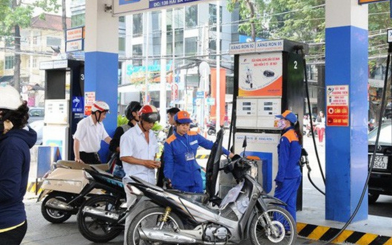 Giá xăng, dầu đồng loạt giảm mạnh từ 15h hôm nay 12/12