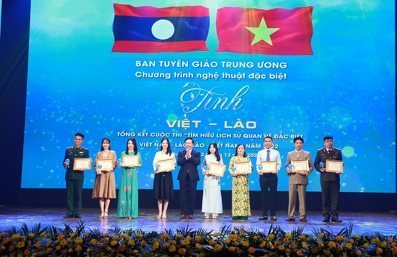 Trao giải Cuộc thi tìm hiểu lịch sử quan hệ đặc biệt Việt Nam-Lào năm 2022 - Ảnh 3.