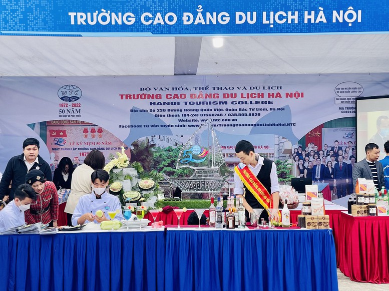 Tạo cầu nối giữa doanh nghiệp và trường nghề - Ảnh 1.