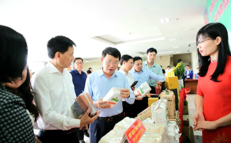 Phát huy lợi thế, đẩy mạnh giải pháp nâng cao sản phẩm OCOP tỉnh Bắc Giang - Ảnh 1.