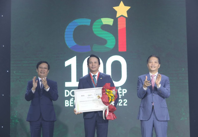 BIDV - Top 10 doanh nghiệp bền vững lĩnh vực thương mại - dịch vụ - Ảnh 1.