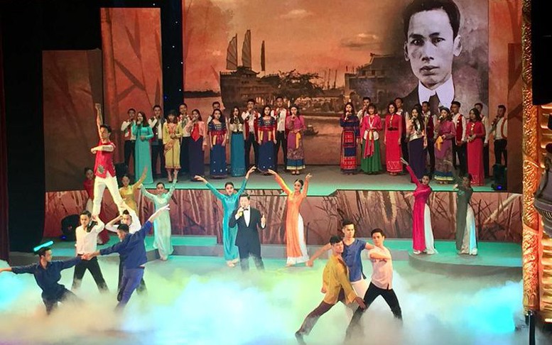 Phát động sáng tác văn học, nghệ thuật “Sống mãi với thời gian”