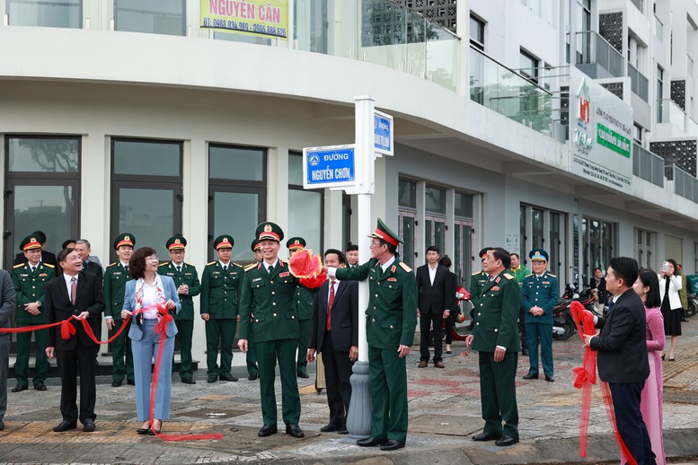 Khánh thành tượng và đặt tên đường tướng Nguyễn Chơn tại TP. Đà Nẵng - Ảnh 3.