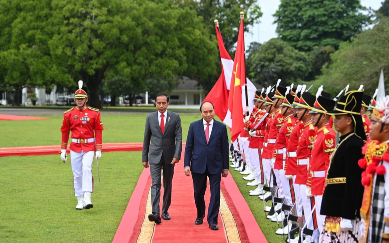 Tổng thống Indonesia chủ trì lễ đón Chủ tịch nước Nguyễn Xuân Phúc