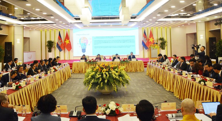 Trao đổi kinh nghiệm giữa Quốc hội Việt Nam và Nghị viện Campuchia - Ảnh 2.