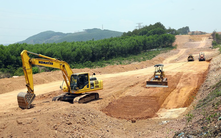 San đất đắp nền đường có phải là khai thác khoáng sản?