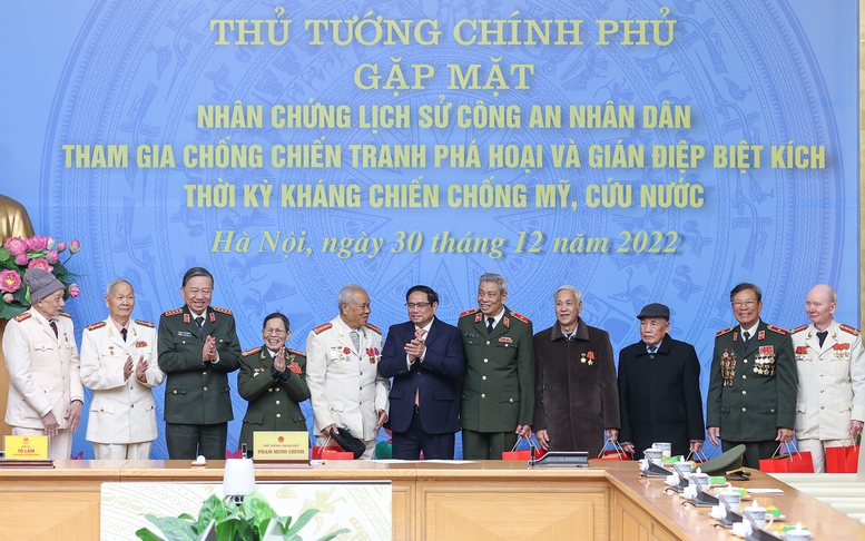 Góp phần hình thành nghệ thuật bảo vệ an ninh quốc gia, giáo dục lý tưởng sống cho thế hệ trẻ