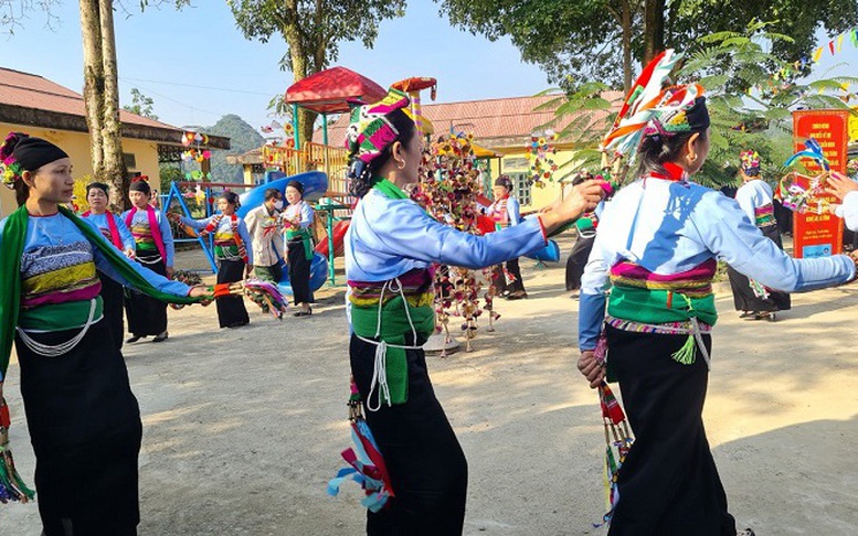 Thanh Hóa: Bảo tồn và phát triển ngôn ngữ, trang phục, nghề truyền thống của các dân tộc thiểu số