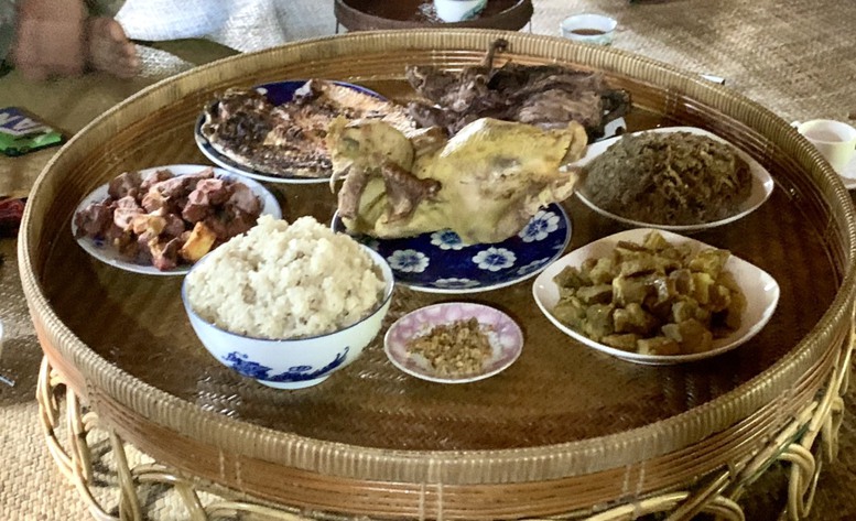 Xuân về trên bản làng Cơ Tu - Ảnh 2.