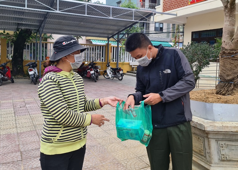 Thanh niên miền Trung sẵn sàng lên đường nhập ngũ - Ảnh 4.