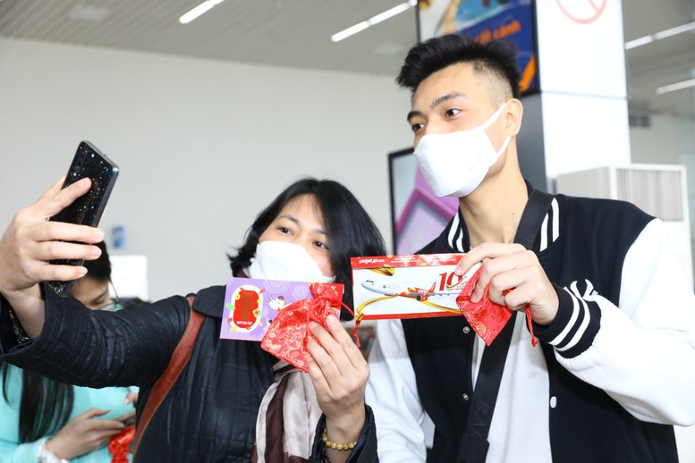 Vietjet tặng hành khách nhiều bất ngờ trên các chuyến bay đầu năm Nhâm Dần - Ảnh 3.