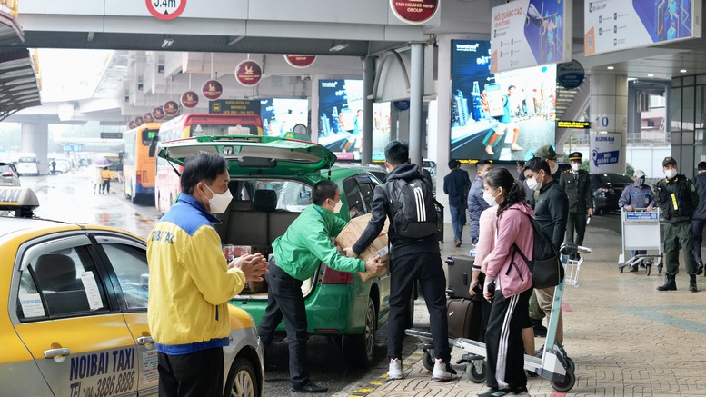 Sân bay Nội Bài lưu ý khách bay nội địa có mặt trước giờ bay 2 tiếng - Ảnh 3.