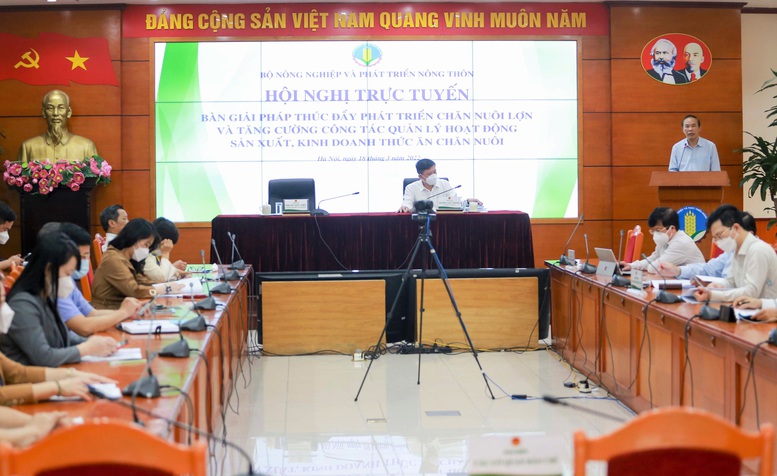 Giảm dần phụ thuộc nguồn nguyên liệu nhập khẩu thức ăn chăn nuôi - Ảnh 1.