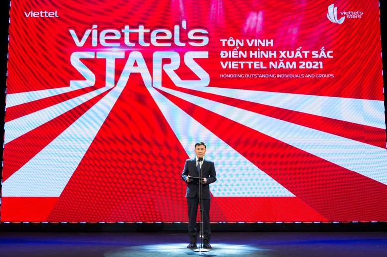 Viettel tôn vinh tập thể, cá nhân xuất sắc toàn cầu 2021 - Ảnh 1.