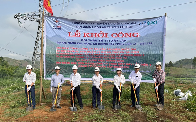 Khởi công dự án nâng tải đường dây 220 kV Sơn La - Việt Trì