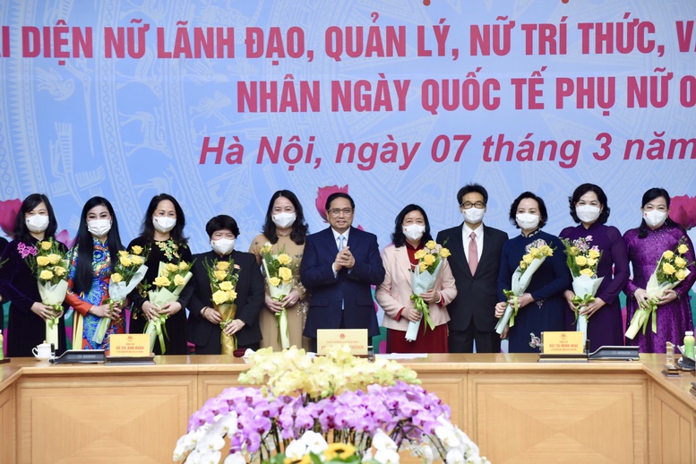 Rà soát ngay việc hỗ trợ phụ nữ và trẻ em gặp khó khăn; khẩn trương xây dựng đề án đào tạo cán bộ nữ - Ảnh 4.