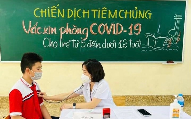 Gần 200 trẻ từ 5 đến dưới 12 tuổi đầu tiên tiêm vaccine COVID-19