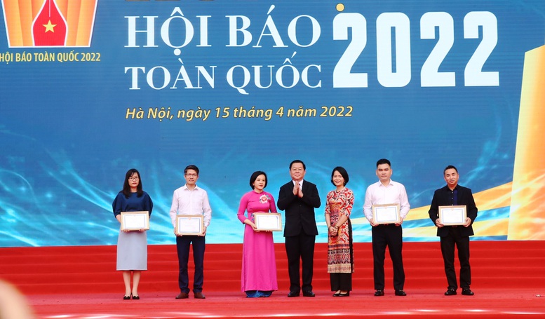 Hội báo toàn quốc 2022: Khẳng định sự lớn mạnh của hệ thống báo chí cả nước - Ảnh 1.