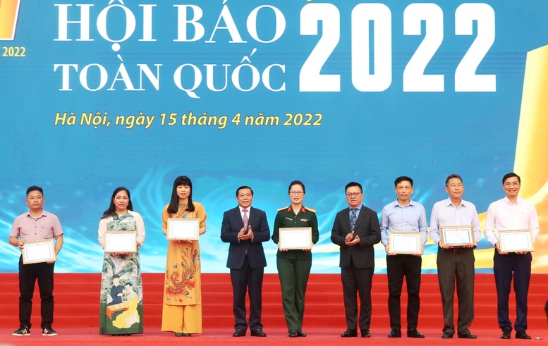 Hội báo toàn quốc 2022: Khẳng định sự lớn mạnh của hệ thống báo chí cả nước - Ảnh 2.