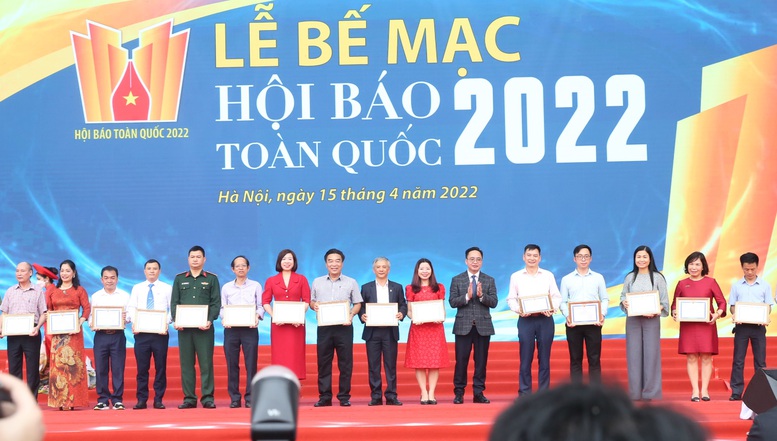 Hội báo toàn quốc 2022: Khẳng định sự lớn mạnh của hệ thống báo chí cả nước - Ảnh 3.