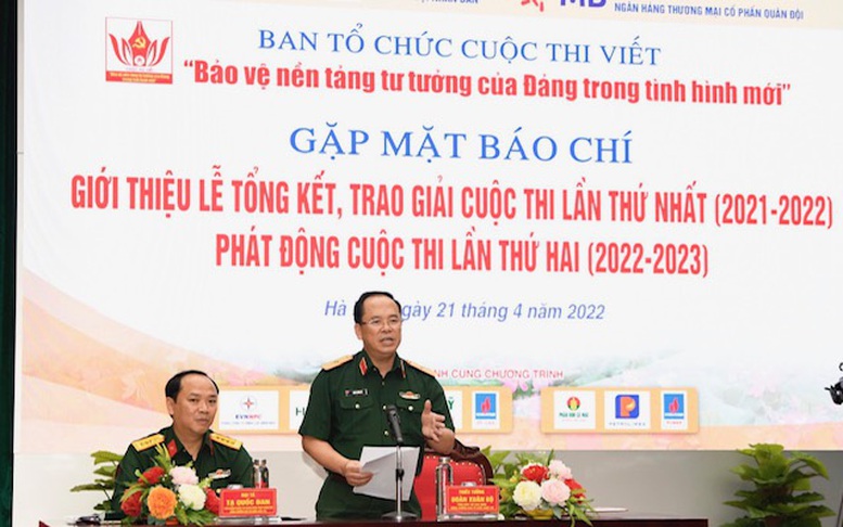 28 tác phẩm đoạt giải cuộc thi viết về Bảo vệ nền tảng tư tưởng của Đảng