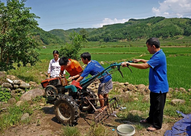 EVN đầu tư hơn 900 tỷ đồng hỗ trợ 3 huyện nghèo của Lai Châu - Ảnh 1.