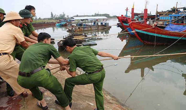 Công điện chỉ đạo ứng phó áp thấp trên Biển Đông - Ảnh 3.