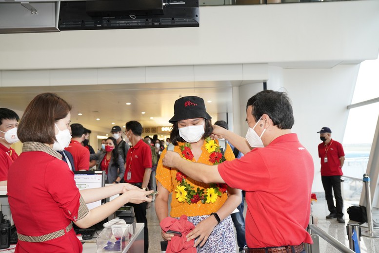 Vietjet tiên phong kết nối đường bay thẳng đến Ấn Độ - Ảnh 2.