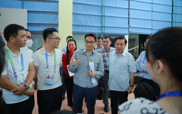 Phó Thủ tướng Vũ Đức Đam dự tổng duyệt SEA Games 31 - Ảnh 6.