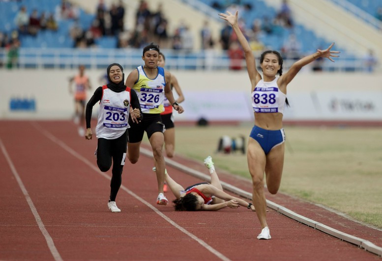 SEA Games 31 ngày 16/5: Điền kinh “gặt vàng” - Ảnh 7.