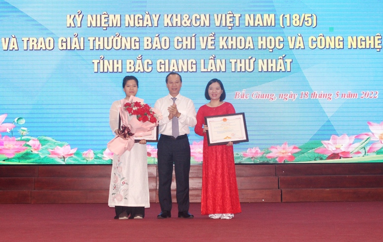 Bắc Giang: Đưa tri thức, tiến bộ KH&CN đến nhanh với đời sống sản xuất - Ảnh 1.