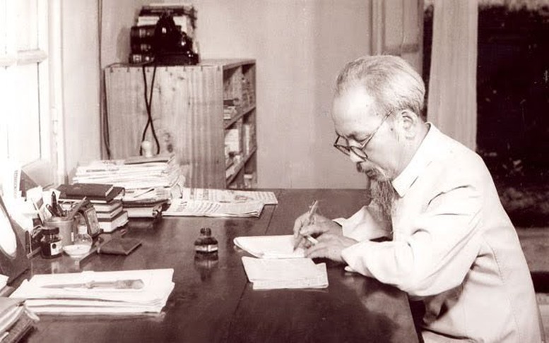 Tư tưởng Hồ Chí Minh về văn hoá