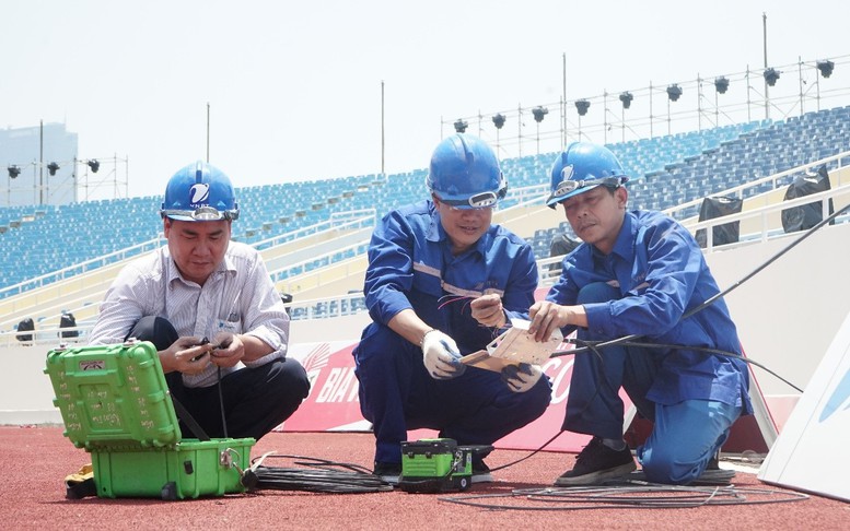 Tốc độ 5G VinaPhone tới 1 Gbps tại trận chung kết bóng đá nam SEA Games 31