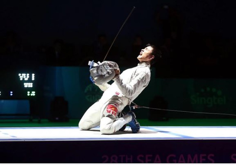 &quot;Người cầm cờ &quot; của đoàn thể thao Việt Nam tại Lễ khai mạc SEA Games 31 - Ảnh 1.