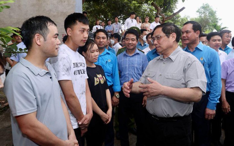 TRỰC TIẾP: Thủ tướng và các thành viên Chính phủ trả lời câu hỏi của người lao động trên cả nước