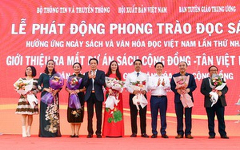 Khơi dậy và phát triển mạnh mẽ phong trào đọc sách