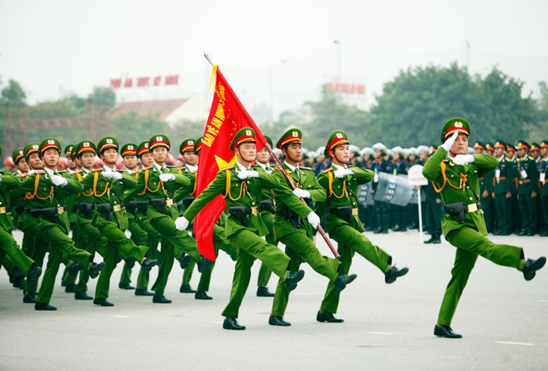 Nguyên tắc thực hiện chế độ ưu đãi người có công trong CAND - Ảnh 1.