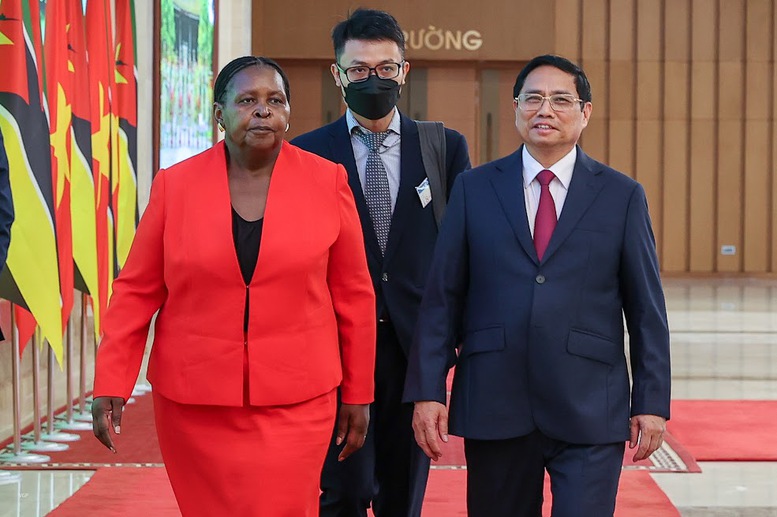 Thủ tướng Phạm Minh Chính hội kiến Chủ tịch Quốc hội Mozambique - Ảnh 2.