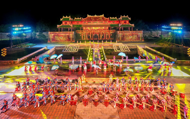 Chương trình nghệ thuật đặc sắc khai màn Tuần lễ Festival Huế 2022