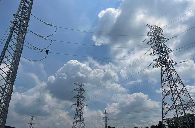 Đóng điện trạm biến áp 220kV An Phước - Ảnh 1.