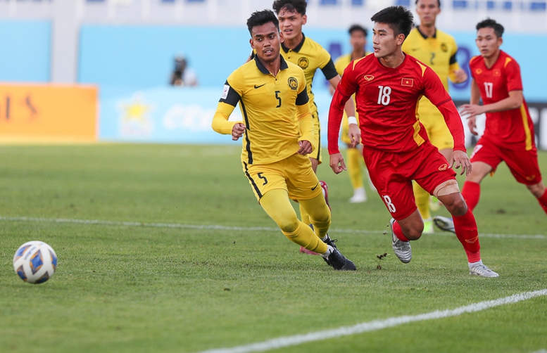 Cúp U23 châu Á: Đội Việt Nam thong dong vào tứ kết - Ảnh 1.