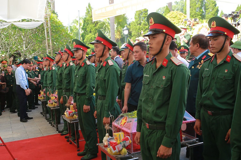 Bù đắp mất mát, thiệt thòi cho thương binh, gia đình liệt sĩ vừa là nhiệm vụ chính trị, vừa là tình cảm - Ảnh 1.