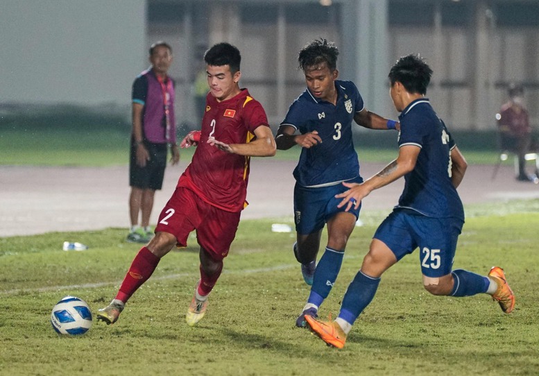 Giải U19 Đông Nam Á: Đội Việt Nam vào bán kết  - Ảnh 1.