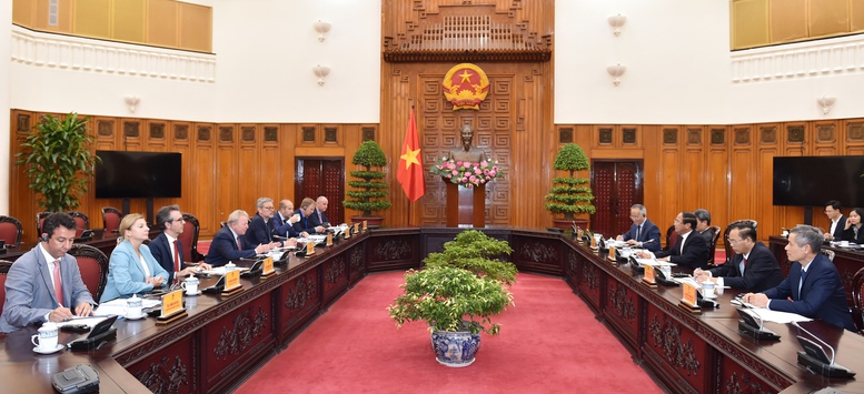 Phó Thủ tướng Lê Văn Thành tiếp Cao ủy Nông nghiệp EU - Ảnh 1.