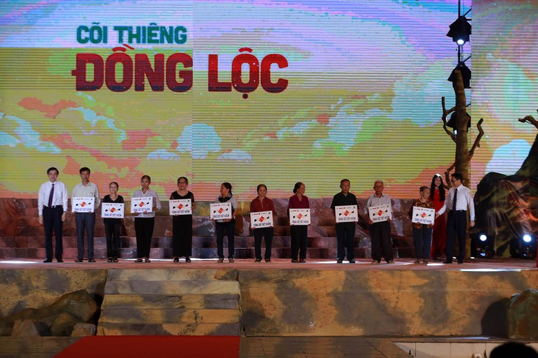 Bản tráng ca “Cõi thiêng Đồng Lộc” - Ảnh 4.