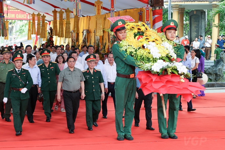 Tưởng nhớ, tri ân các anh hùng, liệt sĩ hi sinh ở chiến trường Lào (Chờ ảnh) - Ảnh 1.