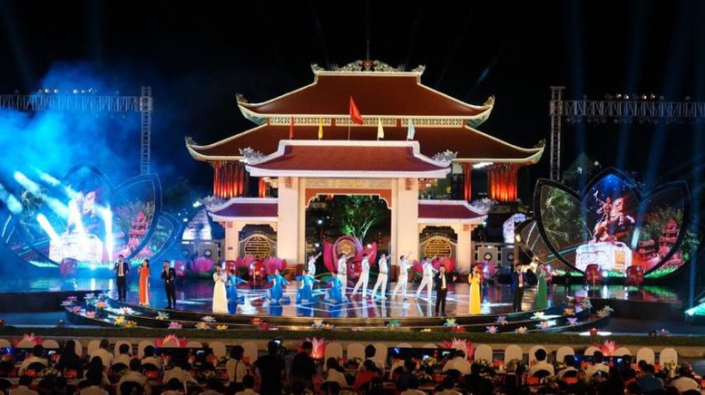 TỔNG THUẬT: 'Khúc tráng ca hòa bình' tái hiện và khắc ghi những trang sử hào hùng - Ảnh 19.