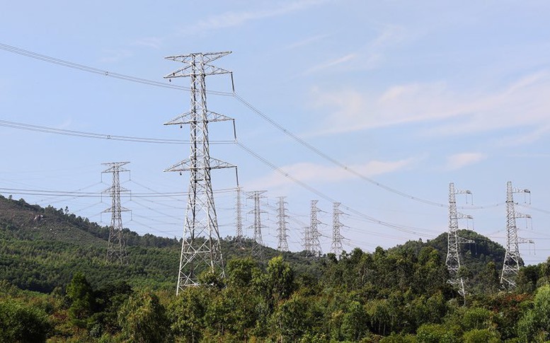 Đóng điện thông tuyến đường dây 500kV mạch 3