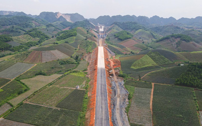 Bộ trưởng GTVT: Hướng dẫn cụ thể, phối hợp chặt chẽ với địa phương được giao dự án giao thông trọng điểm - Ảnh 1.